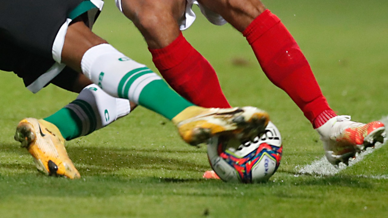 Com um a mais em campo, CRB arranca empate com Coritiba em pleno Couto Pereira: 1 a 1