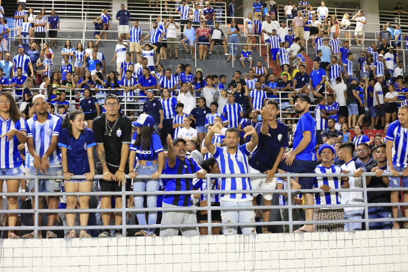 Em noite desastrosa, CSA perde para o Londrina e se aproxima do rebaixamento: 1 a 0