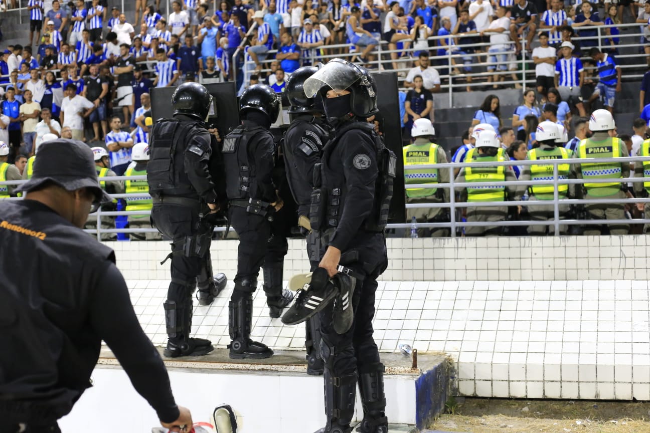 Em noite desastrosa, CSA perde para o Londrina e se aproxima do rebaixamento: 1 a 0