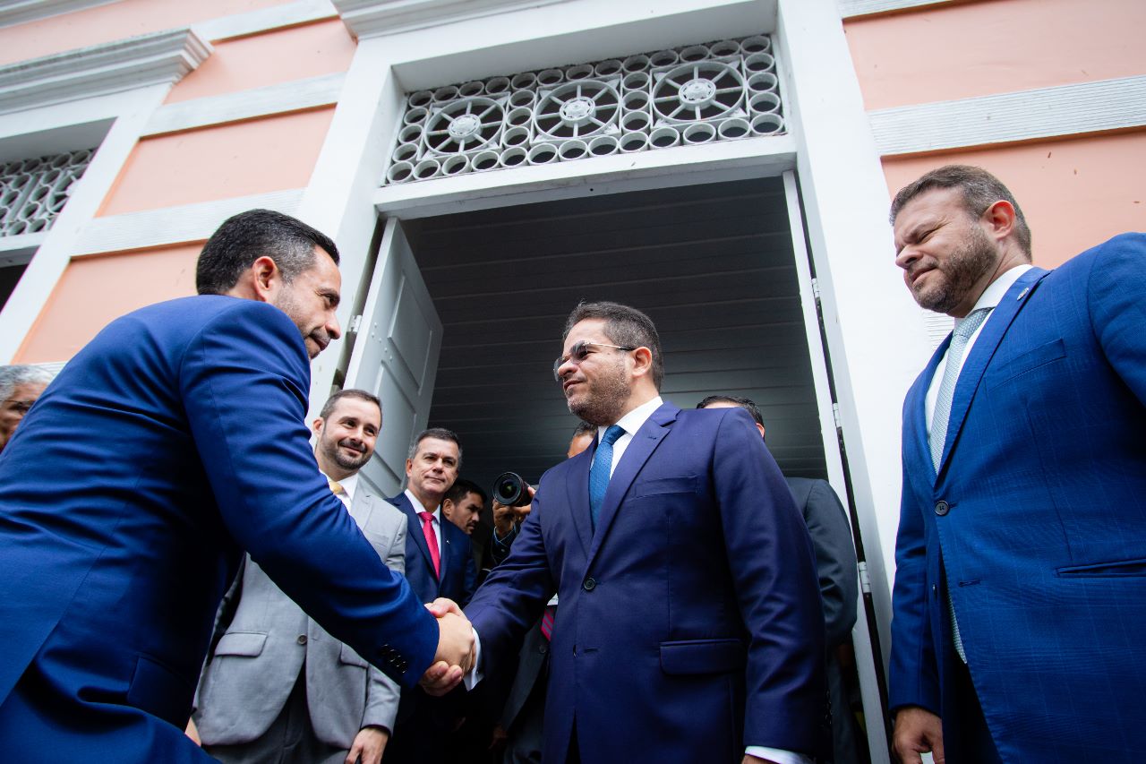 Posse de Paulo Dantas ocorreu na ALE