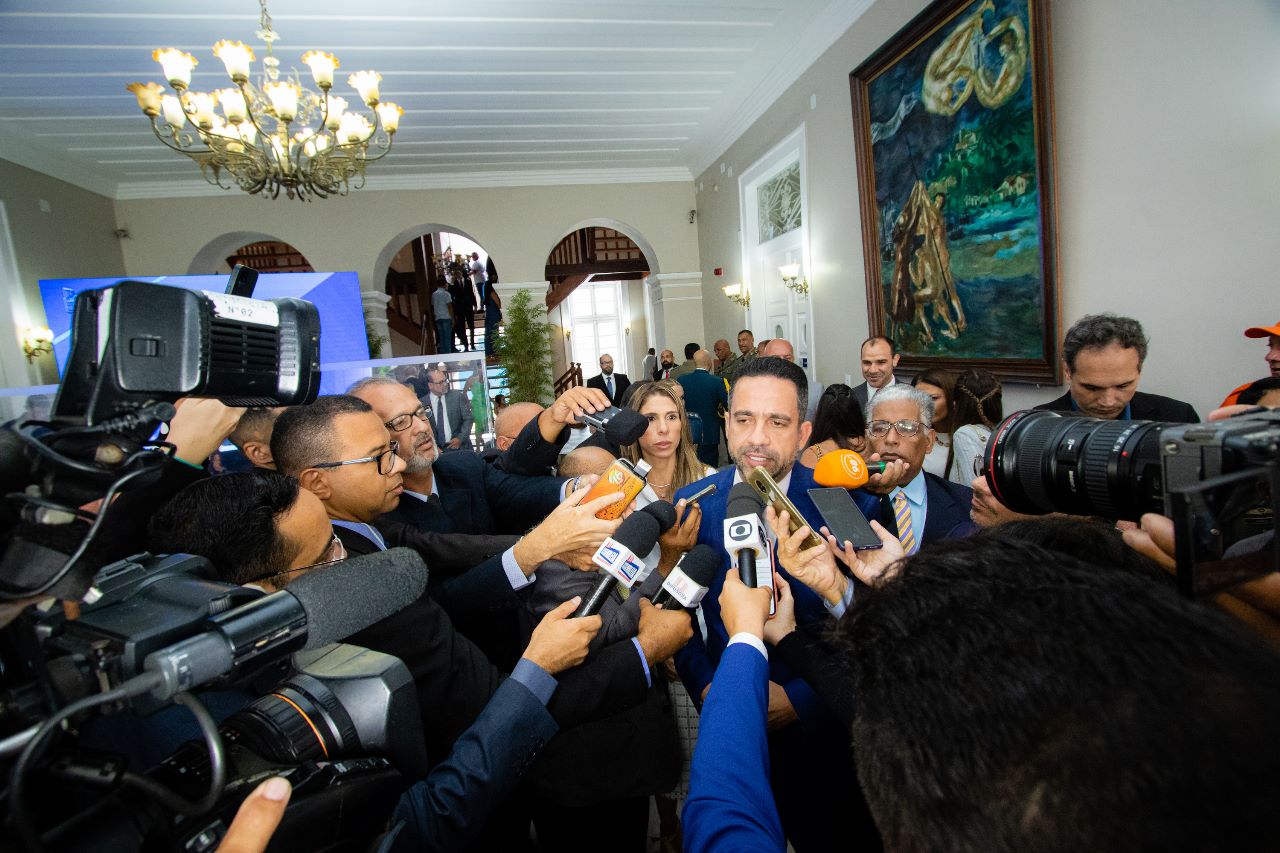 Posse de Paulo Dantas ocorreu na ALE
