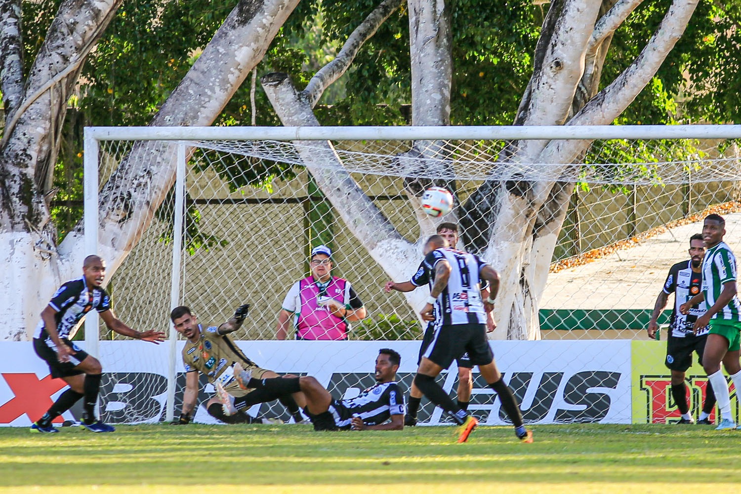 Murici criou muitas chances, mas não conseguu a virada