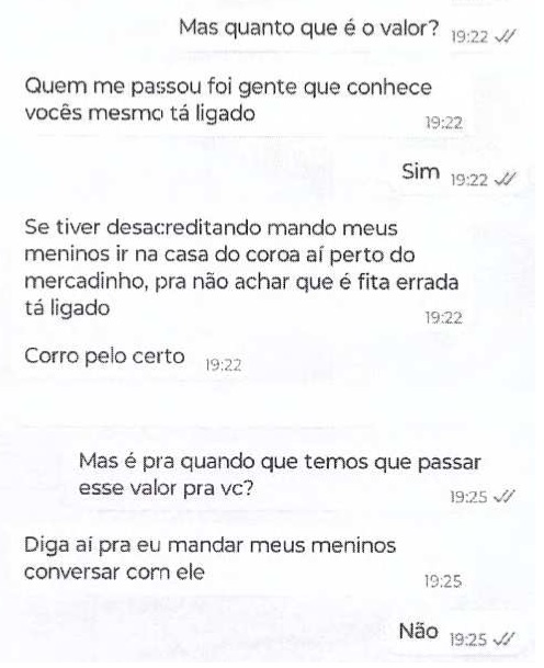 Conversa entre acusado e vítima em caso de perfil falso