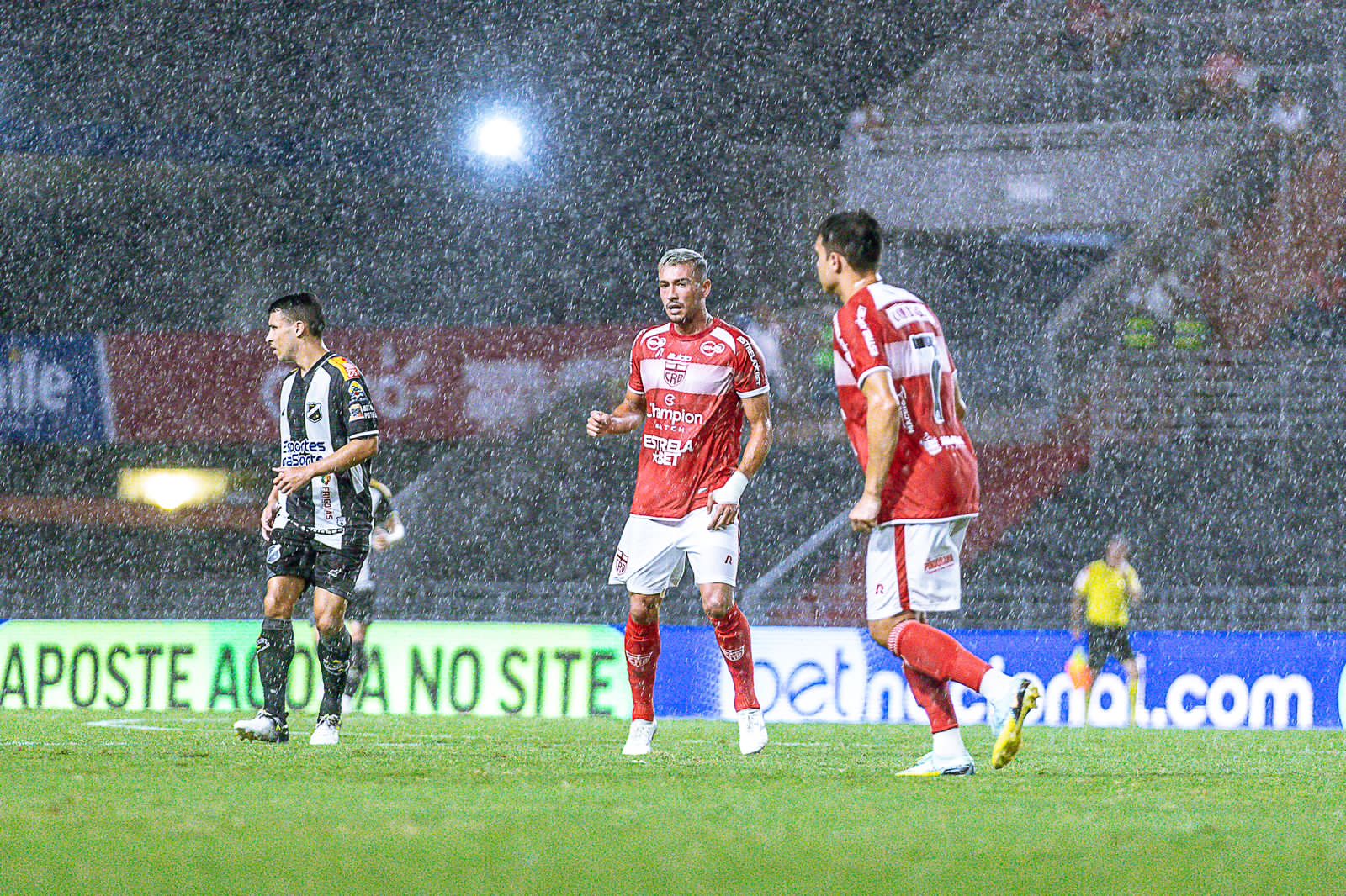 CRB vive um verdadeiro pesadelo no início da Série B