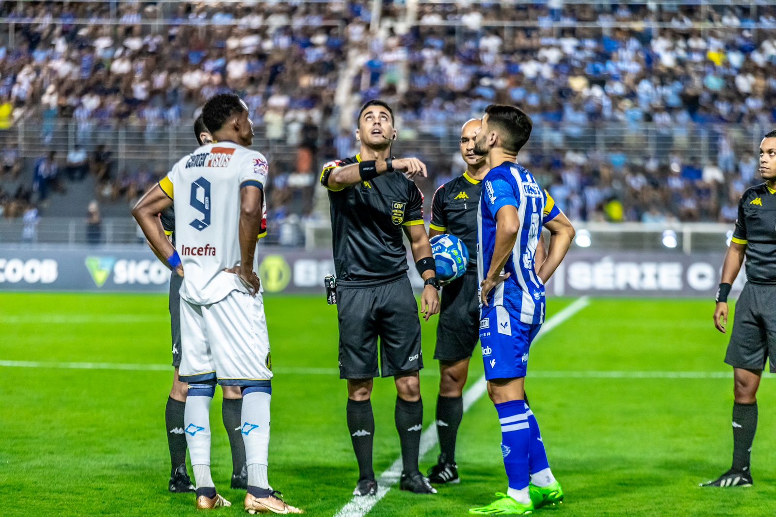 Sob vaia da torcida, CSA empata com Aparecidense: 'Time sem-vergonha!'