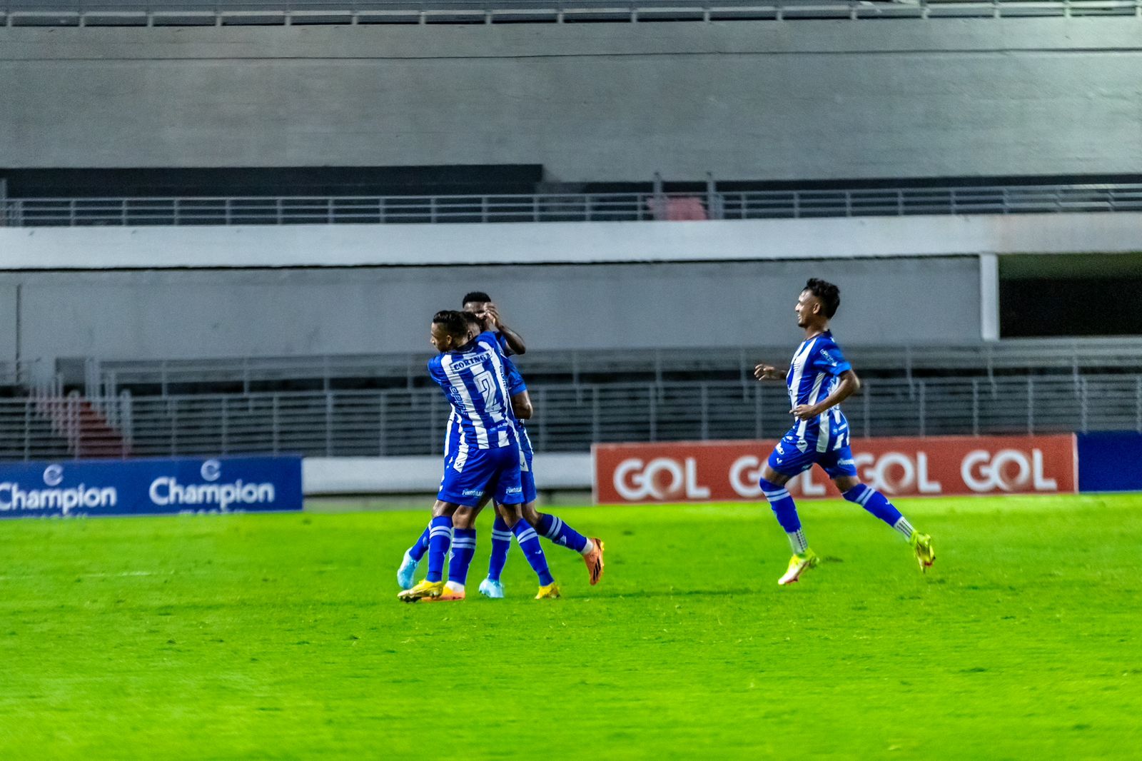 Sob vaia da torcida, CSA empata com Aparecidense: 'Time sem-vergonha!'