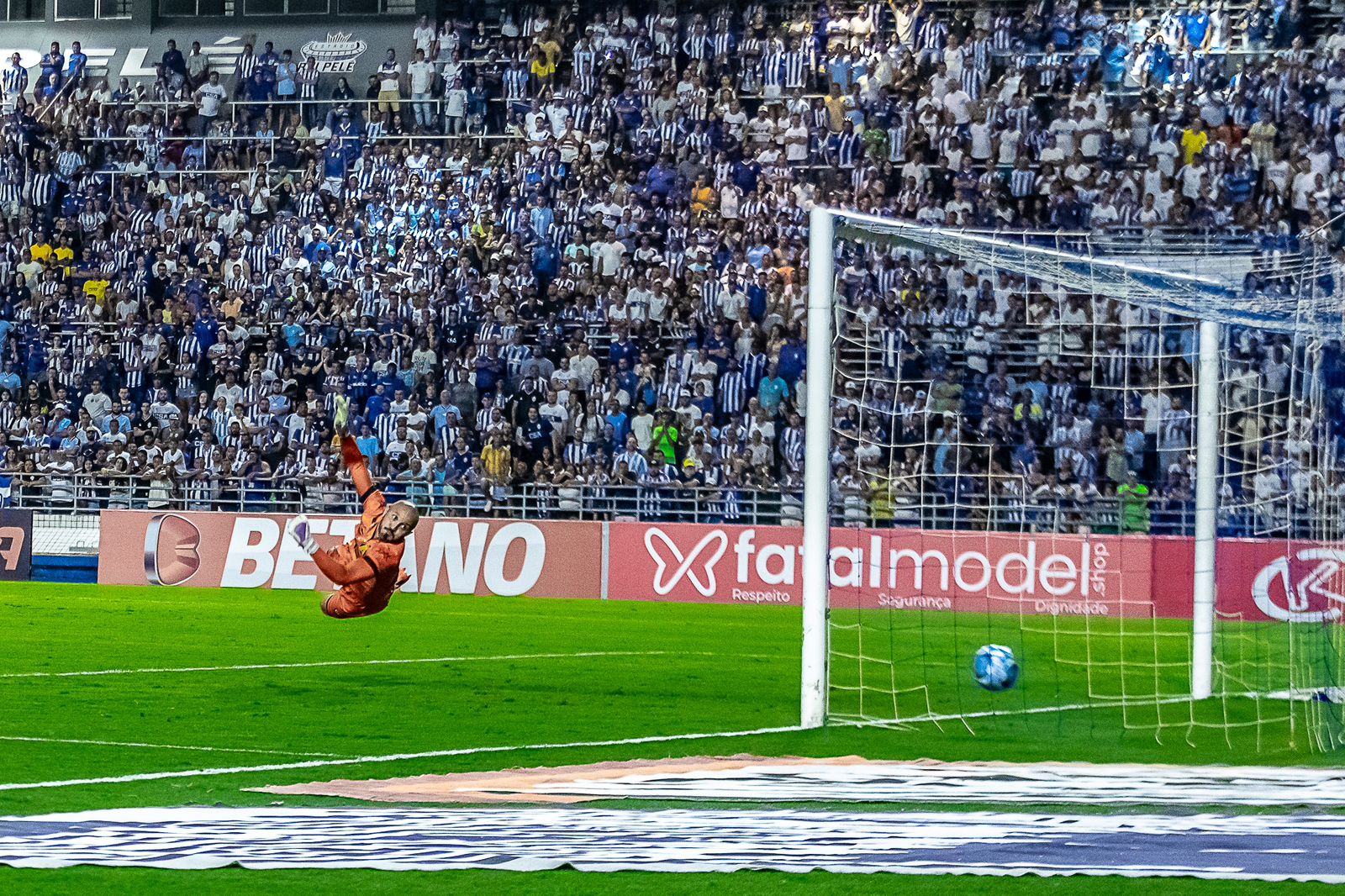 Sob vaia da torcida, CSA empata com Aparecidense: 'Time sem-vergonha!'