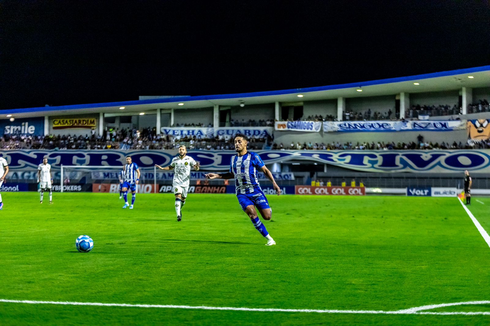 Sob vaia da torcida, CSA empata com Aparecidense: 'Time sem-vergonha!'