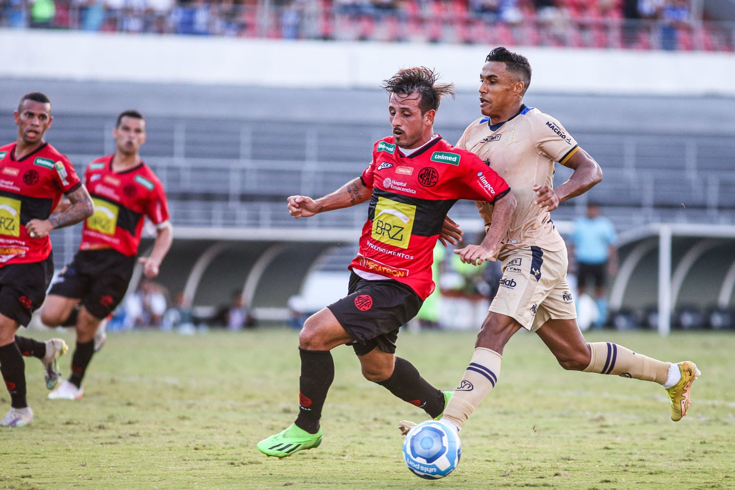 Na raça, CSA vira sobre o Pouso Alegre e fica perto do G8: 2x1