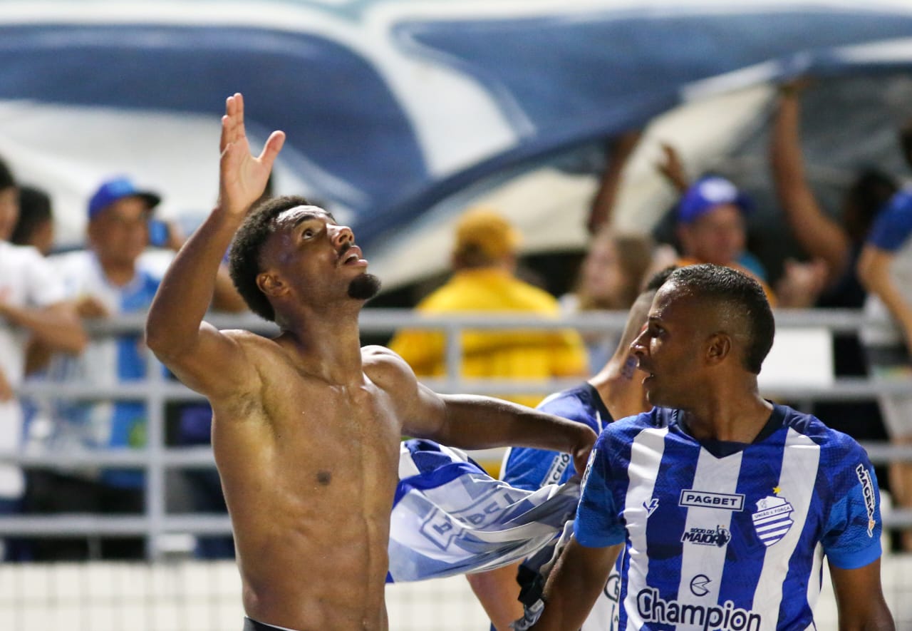 Na raça, CSA vira sobre o Pouso Alegre e fica perto do G8: 2x1