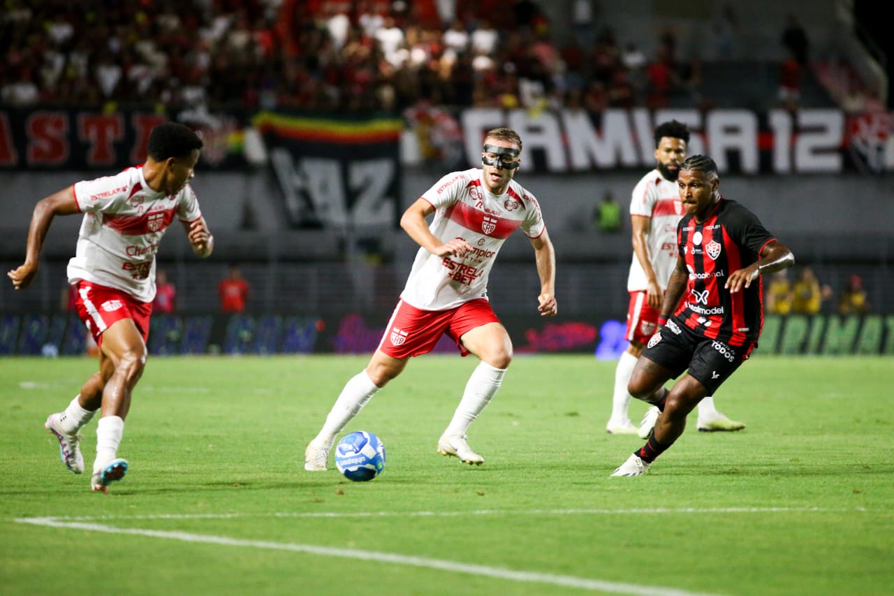 Galo atropelou o Vitória na rodada passada