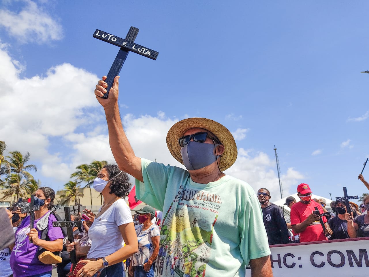 Moradores protestam contra os problemas causados pelas atividades da Braskem
