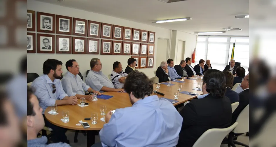 Encontro realizado no Palácio dos Palmares reuniu empresários e representantes do trabalhadores e do setor produtivo de Alagoasrenan