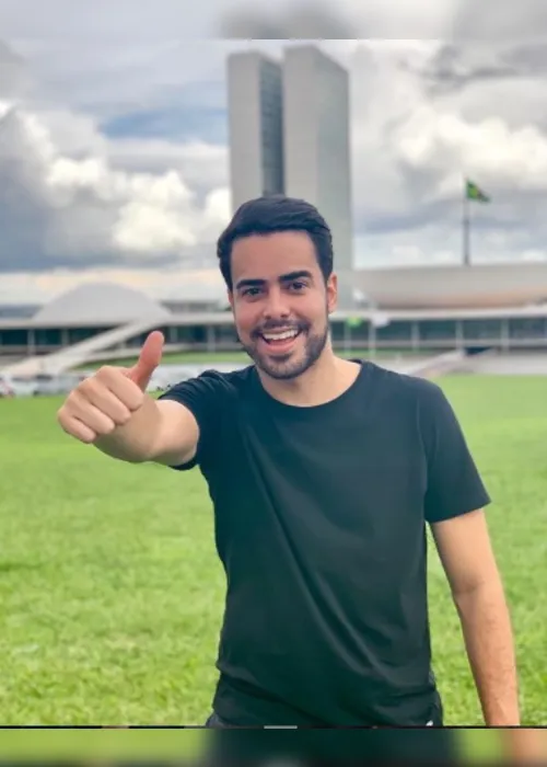 
			
				Irmão de JHC assume mandato de deputado federal
			
			