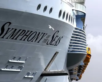 O maior navio de cruzeiros do mundo faz sua primeira viagem hoje
