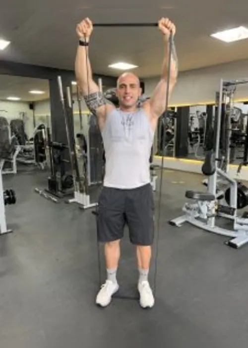 
			
				Os benefícios do treino com faixa elástica.
			
			
