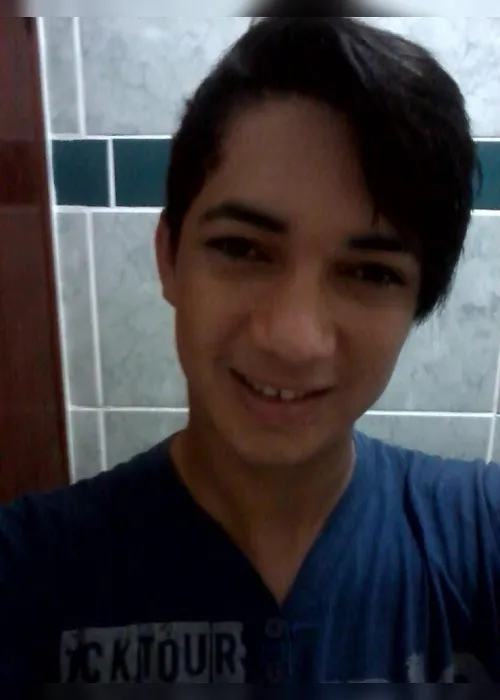 
				Familiares encontram corpo de jovem homossexual desaparecido desde o ultimo domingo
			
			