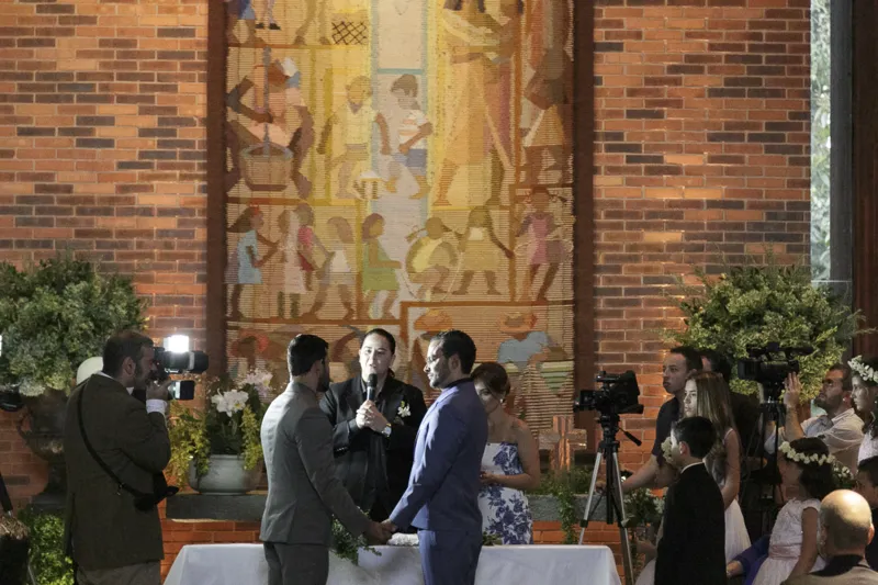 O "SIM" no altar. Saiba tudo que rolou no casamento do ano